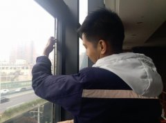 上海某大厦玻璃幕墙安全性检测