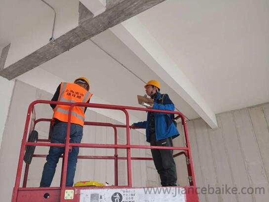 常州市某公司大楼屋面梁裂缝专项检测
